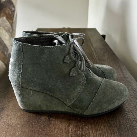 Toms Suede Ankle Boots - Picture 2 of 4